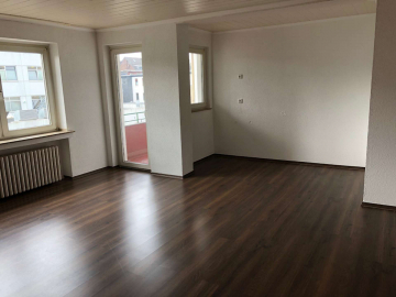 Helle 3-Zimmer Wohnung mit Balkon in der Moerser Innenstadt, 47441 Moers, Etagenwohnung