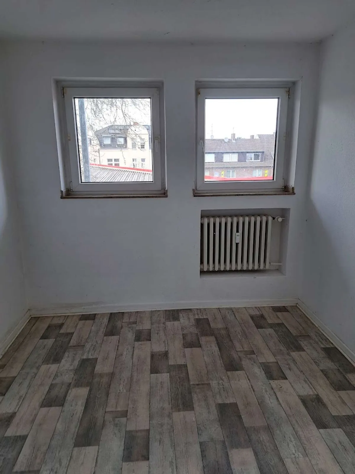 Kinder-/Arbeitszimmer