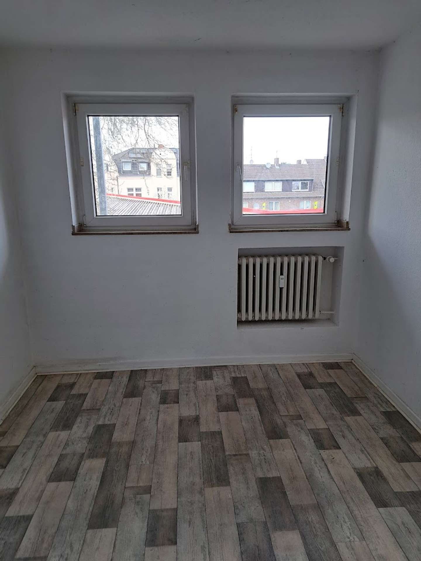 Kinder-/Arbeitszimmer