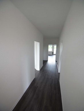 Renovierte, helle 3-Zimmerwohnung mit Balkon., 47443 Moers, Etagenwohnung