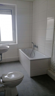 geräumige 2 Zimmer Wohnung im 3. Obergeschoss in Krefeld – nähe Stadtgarten, 47798 Krefeld, Apartment