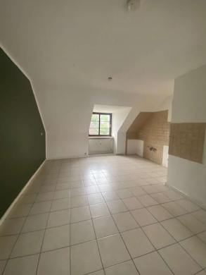 Schöne Wohnung in Moers Kapellen, 47447 Moers, Dachgeschosswohnung