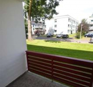 Gut geschnittene 3-Zimmer-Wohnung im Erdgeschoß mit Balkon, 47475 Kamp-Lintfort, Erdgeschosswohnung