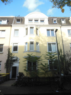frisch renovierte 2 Zimmer Wohnung in Duisburg „Zentrumsnah“, 47057 Duisburg, Dachgeschosswohnung
