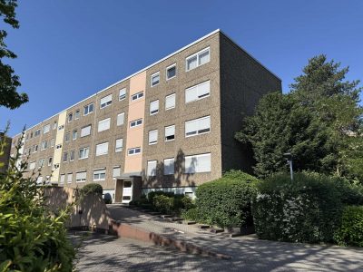 Helle, großzügige 3-Zimmerwohnung mit Balkon und TG-Stellplatz in gefragter Lage, 47269 Duisburg, Wohnung