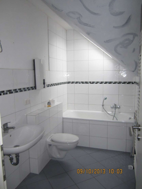 Schöne Dreizimmerwohnung in Moers Kapellen, 47447 Moers, Dachgeschosswohnung