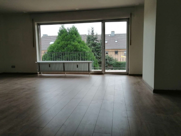 große 3 Zimmer Wohnung mit Balkon in Moers, 47441 Moers, Etagenwohnung