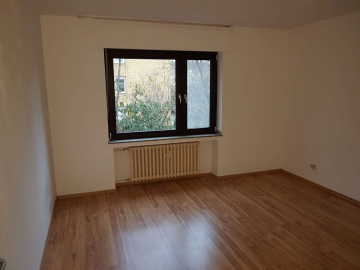 schöne 4 Zimmer Wohnung mit Balkon in Neukirchen-Vluyn, 47506 Neukirchen-Vluyn, Etagenwohnung