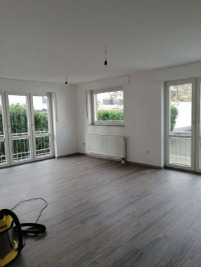 Moderne 3 Zimmer Erdgeschosswohnung mit Balkon, 47475 Kamp-Lintfort, Erdgeschosswohnung